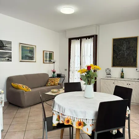 Apartment Dumy's House *
